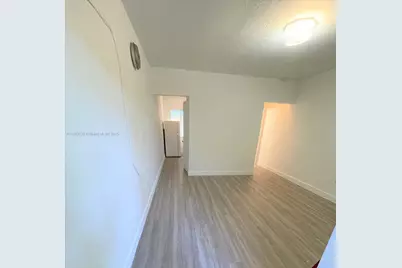 976 NW 6th St, Miami, FL 33136 - Photo 34