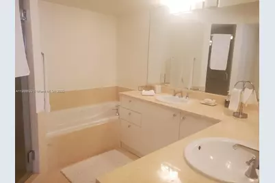 19900 E Country Club Dr #607, Aventura, FL 33180 - Photo 12