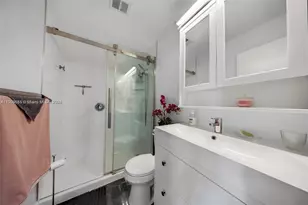 15610 NE 6th Ave, Miami, FL 33162 - Photo 18