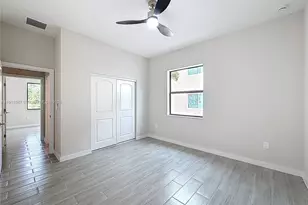 406 NW 41st St, Oakland Park, FL 33309 - Photo 36