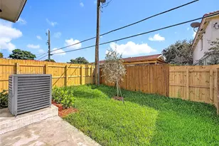 406 NW 41st St, Oakland Park, FL 33309 - Photo 50