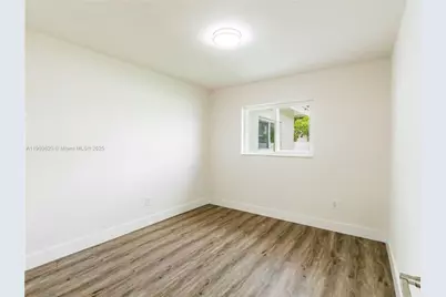 3051 NW 70th Ter, Miami, FL 33147 - Photo 24