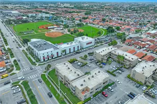 2610 W 76th St, Hialeah, FL 33016 - Photo 24