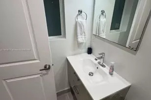 245 NE 33rd St, Miami, FL 33137 - Photo 6