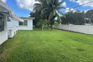 8308 NW 57th Ct, Tamarac, FL 33321 - Photo 20