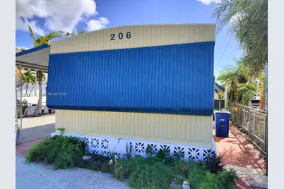 206 W 2 Court, Other City - In The State Of Florida, FL 33037 - Photo 12