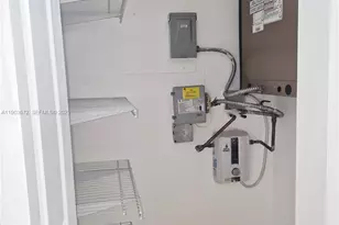 2910 Point E Dr, Aventura, FL 33160 - Photo 28