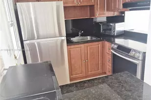 2910 Point E Dr, Aventura, FL 33160 - Photo 24