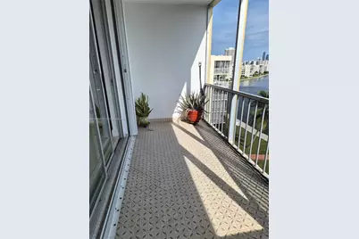 2910 Point East Dr #M610, Aventura, FL 33160 - Photo 12