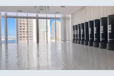 465 Brickell Ave #1705, Miami, FL 33131 - Photo 34