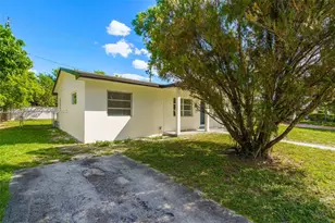 21241 NE 2nd Ave, Miami, FL 33179 - Photo 4