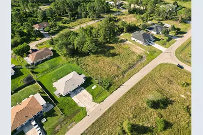 1244 Columbus Blvd, Fort Myers, FL 33913 - Photo 4