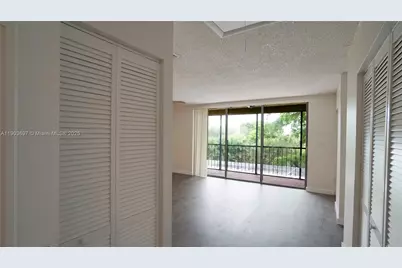 3740 Estepona Ave #14B1, Doral, FL 33178 - Photo 22