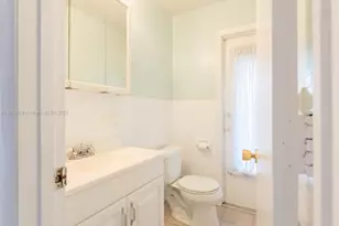 6920 NW 16th St, Margate, FL 33063 - Photo 40