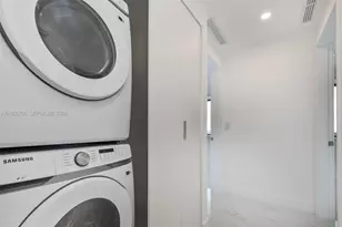 700 NE 24th St, Miami, FL 33137 - Photo 30