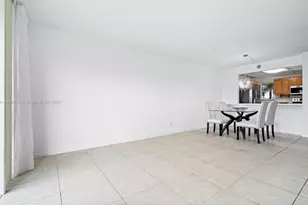 8900 Washington Blvd, Pembroke Pines, FL 33025 - Photo 12