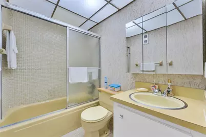 3661 SW 9th Ter #402, Miami, FL 33135 - Photo 10