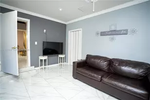 20331 NE 10th Ct, Miami, FL 33179 - Photo 24