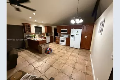 9422 SW 127th Ave, Miami, FL 33186 - Photo 4