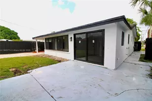 3611 NE 17th Ave, Pompano Beach, FL 33064 - Photo 36