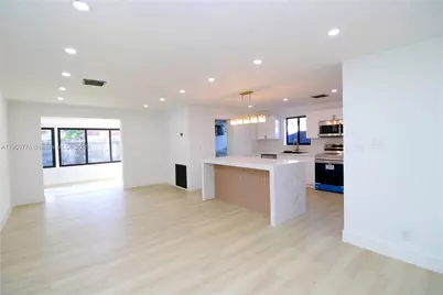 3611 NE 17th Ave, Pompano Beach, FL 33064 - Photo 12