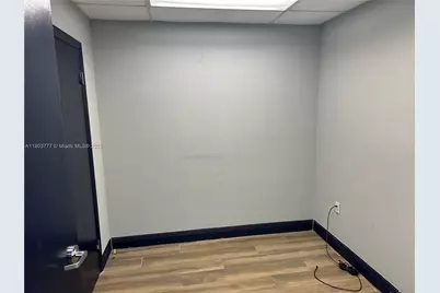 4121 NW 5th St #100, Plantation, FL 33317 - Photo 18