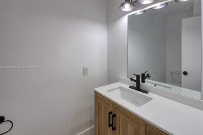 3905 Adra Ave #J-46B, Doral, FL 33178 - Photo 18
