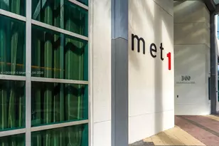 300 S Biscayne Blvd, Miami, FL 33131 - Photo 10