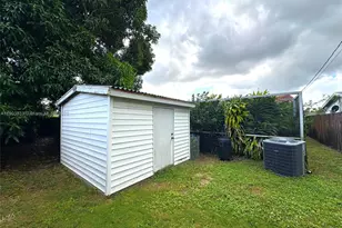 2431 Sabal Palm Dr, Miramar, FL 33023 - Photo 26