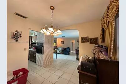 2431 Sabal Palm Dr, Miramar, FL 33023 - Photo 8