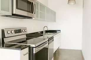 10 SW South River Dr, Miami, FL 33130 - Photo 10