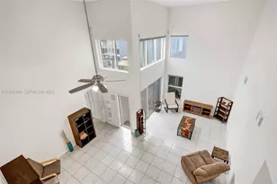 1046 Satinleaf St, Hollywood, FL 33019 - Photo 32
