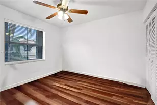 1046 Satinleaf St, Hollywood, FL 33019 - Photo 30