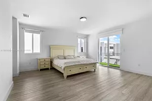 10330 NW 68th St, Doral, FL 33178 - Photo 26