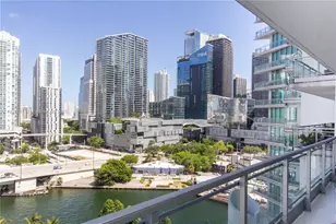 92 SW 3rd St, Miami, FL 33130 - Photo 38