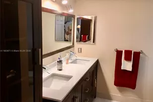 2334 S Cypress Bend Dr, Pompano Beach, FL 33069 - Photo 8