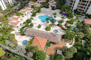 20281 E Country Club Dr, Aventura, FL 33180 - Photo 12