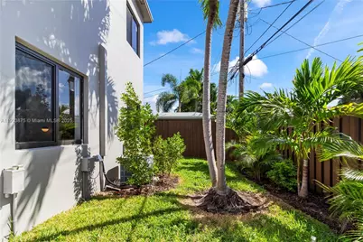 2108 NE 63rd St, Fort Lauderdale, FL 33308 - Photo 80