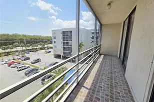 2821 N Miami Beach Blvd, North Miami Beach, FL 33160 - Photo 8