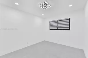 19511 NE 18th Pl, Miami, FL 33179 - Photo 14