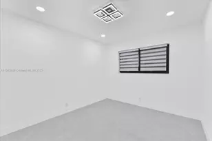 19511 NE 18th Pl, Miami, FL 33179 - Photo 14