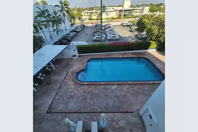 6450 Collins Ave #308, Miami Beach, FL 33141 - Photo 10