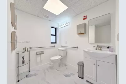 218 Commercial Blvd # 108, Lauderdale by the Sea, FL 33308 - Photo 8