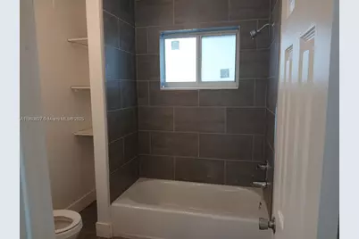1535 NW 85th St, Miami, FL 33147 - Photo 6