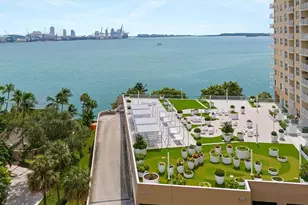 770 Claughton Island Dr, Miami, FL 33131 - Photo 10