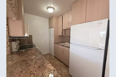 5505 NW 7th St #W401, Miami, FL 33126 - Photo 4