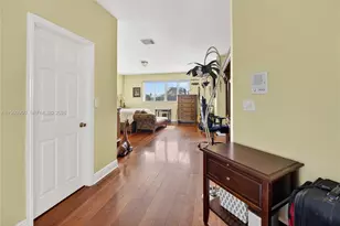 16074 SW 62nd St, Miami, FL 33193 - Photo 32