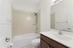 9214 W 33rd Ln, Hialeah, FL 33018 - Photo 28