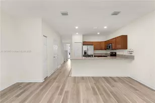 9214 W 33rd Ln, Hialeah, FL 33018 - Photo 20