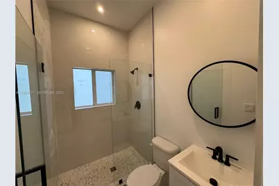 135 NW 60th St #1-2, Miami, FL 33127 - Photo 10